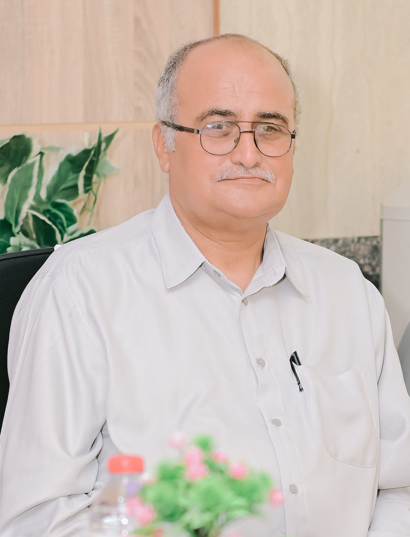 الاستاذ الشحات السبكى 